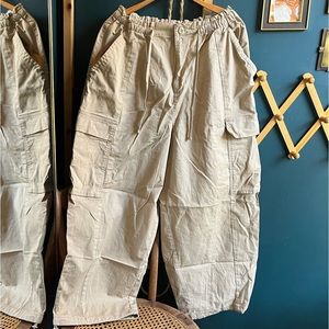 Gap Cargo Pants